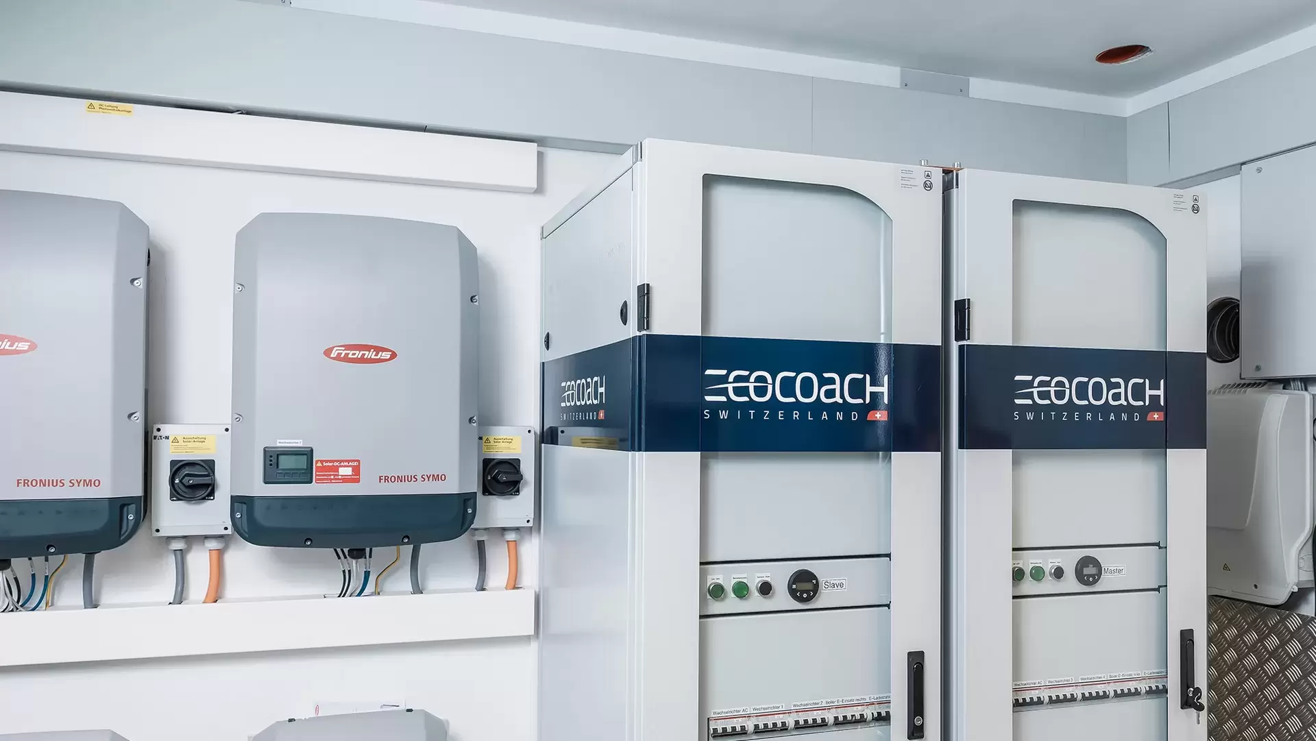 Installierte stationäre Batterie-Stromspeicher inklusive Energiemanagement der ecocoach AG