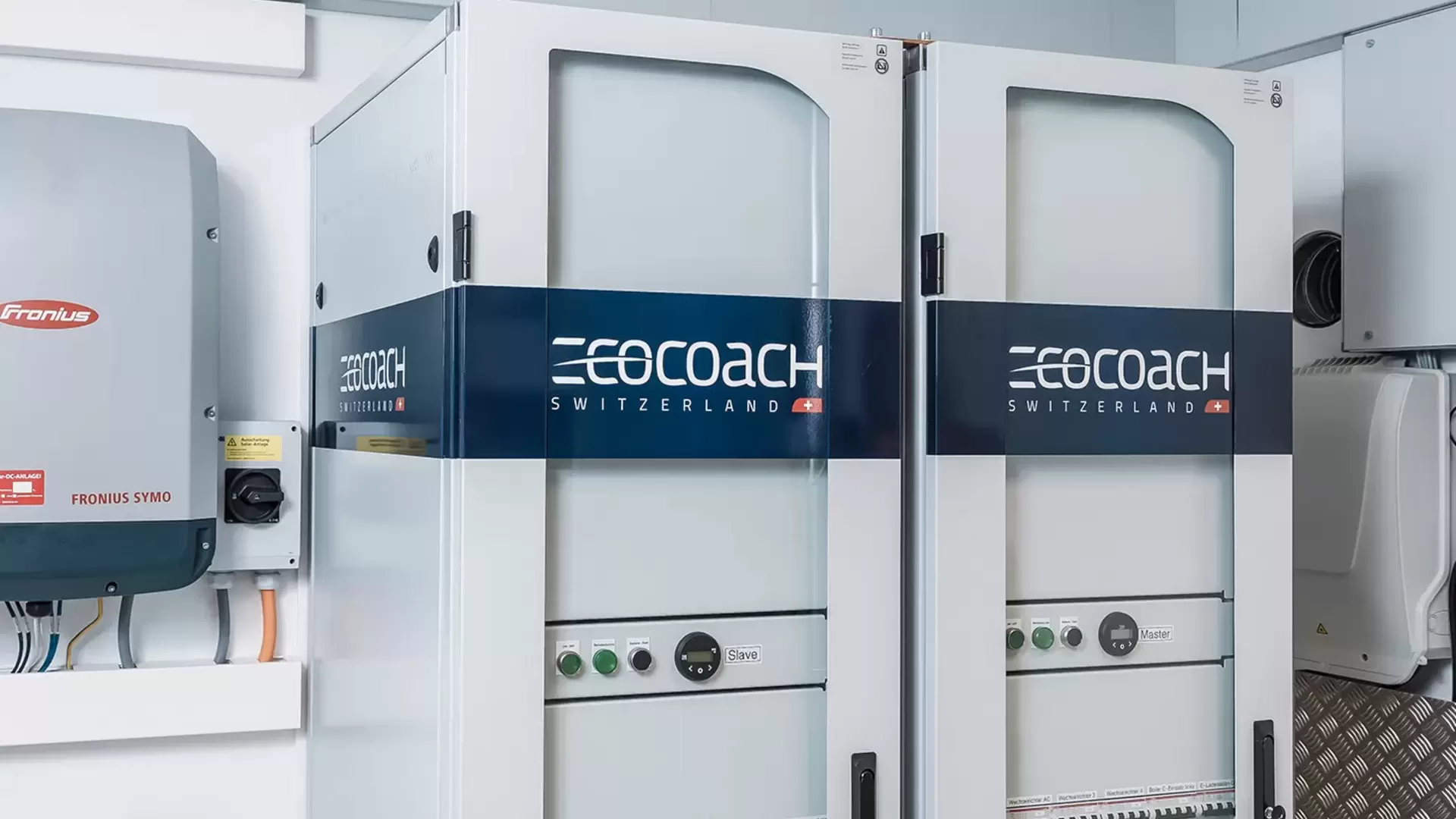Installierte stationäre Batterie-Stromspeicher inklusive Energiemanagement der ecocoach AG